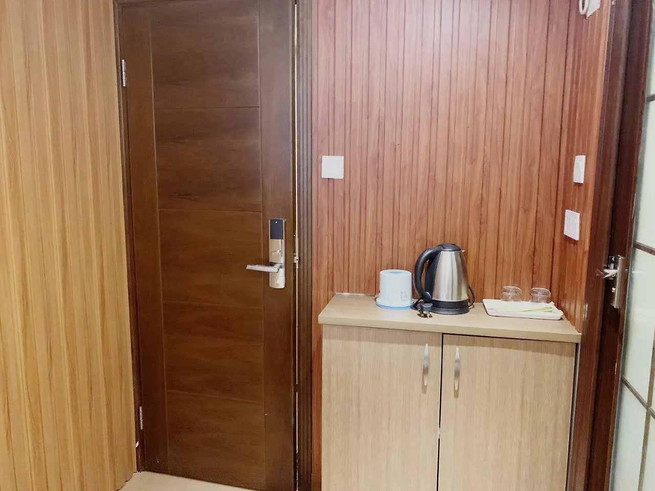 Mingdu Hostel 九龙